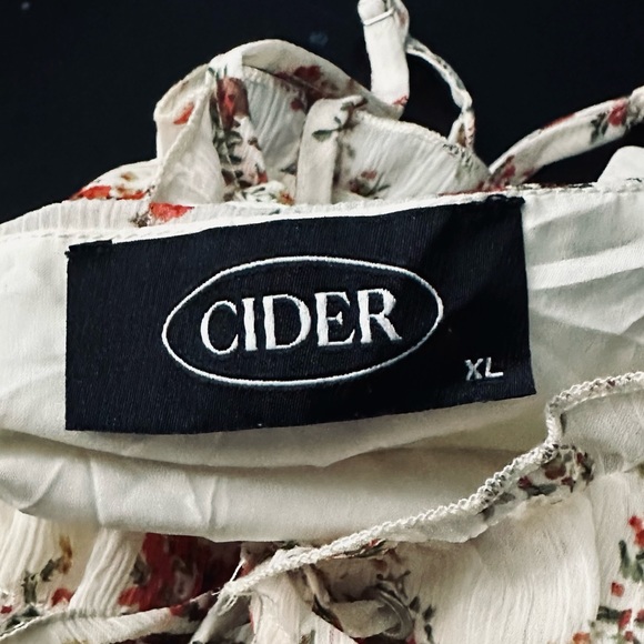 Cider Corset Laced White Floral Ruffle Dress - Picture 9 of 9